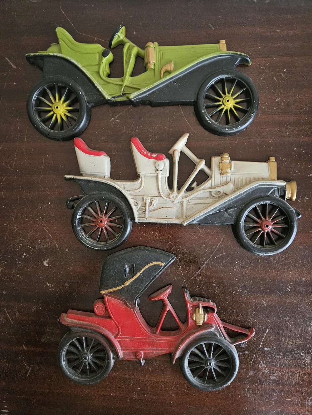 Vintage Midwest Cast Aluminum Antique Car Wall Plaques Set of 3 Buick Hupmobile.